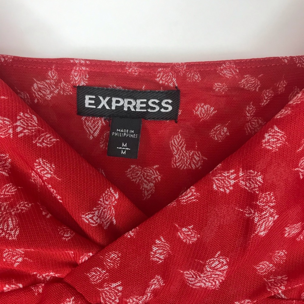 Express Red Top - Picture 3 of 4
